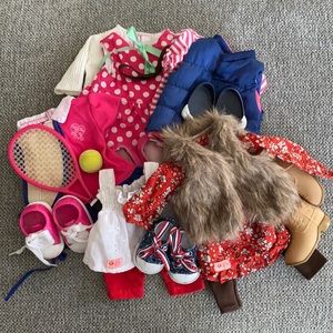 Set of 5 doll clothes